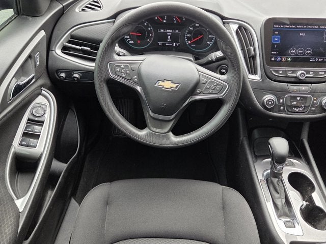 2025 Chevrolet Malibu LS