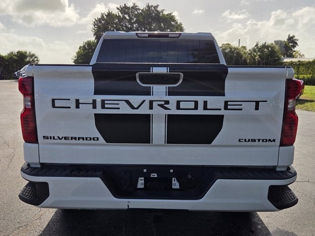 2023 Chevrolet Silverado 1500 Custom