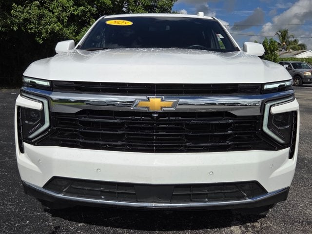 2025 Chevrolet Suburban LS