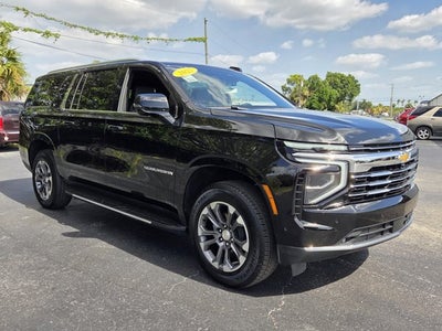 2025 Chevrolet Suburban LT