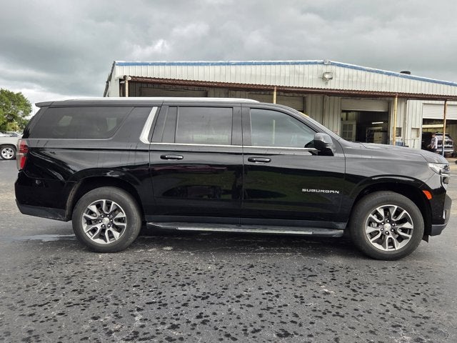 2023 Chevrolet Suburban LS