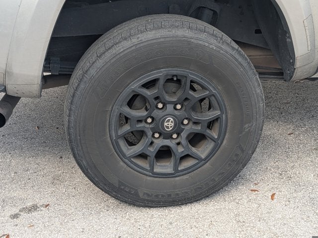 2022 Toyota Tacoma 4WD SR5