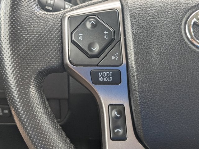 2022 Toyota Tacoma 4WD SR5