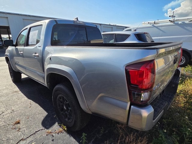 2022 Toyota Tacoma 4WD SR5