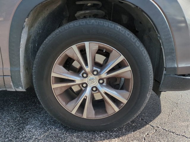 2015 Toyota Highlander LE