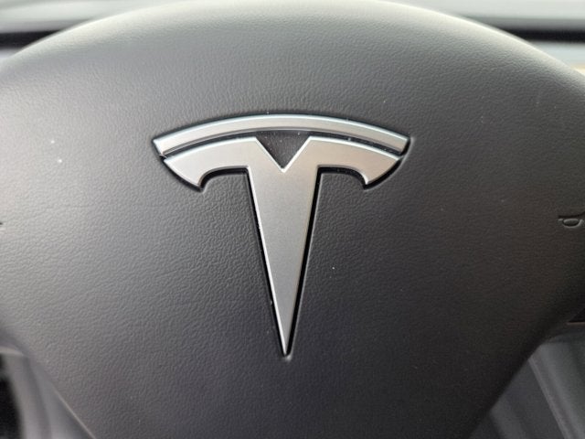 2024 Tesla Model Y Base