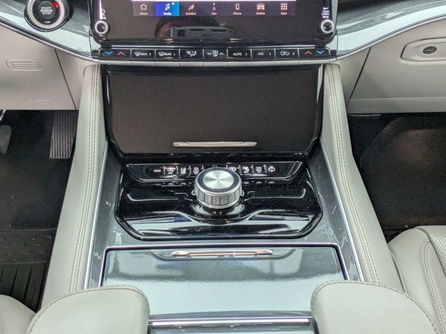 2023 Jeep Wagoneer 4x2