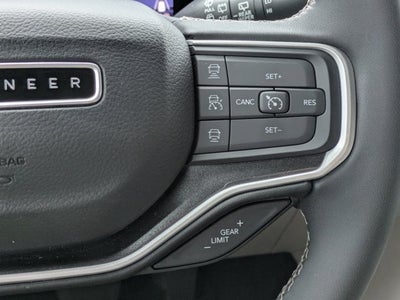 2023 Jeep Wagoneer 4x2