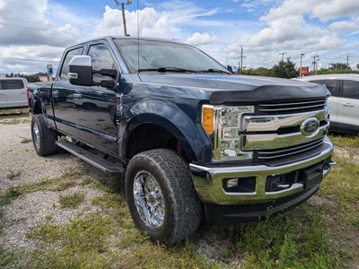 2017 Ford Super Duty F-250 SRW Lariat
