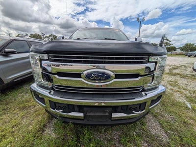 2017 Ford Super Duty F-250 SRW Lariat