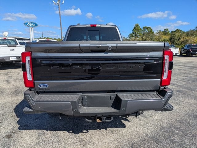 2025 Ford Super Duty F-250 SRW Platinum