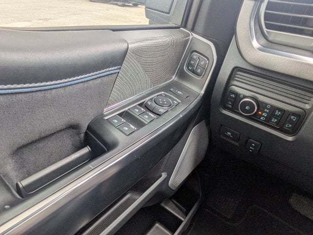 2025 Ford Super Duty F-350 SRW Platinum
