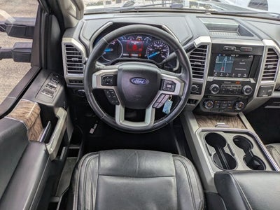 2017 Ford Super Duty F-350 DRW Lariat