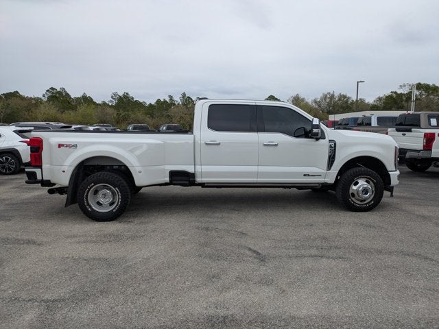2024 Ford Super Duty F-350 DRW Platinum