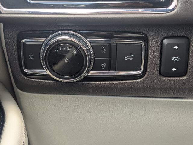 2021 Lincoln Navigator Black Label