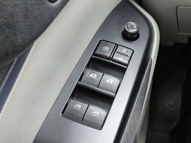 2016 Toyota Highlander LE