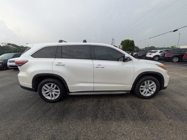2016 Toyota Highlander LE