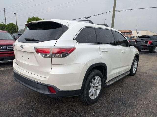 2016 Toyota Highlander LE