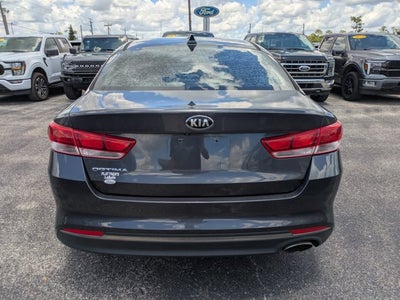 2017 Kia Optima LX