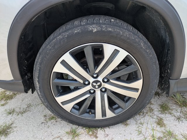 2025 Mitsubishi Outlander Sport LE
