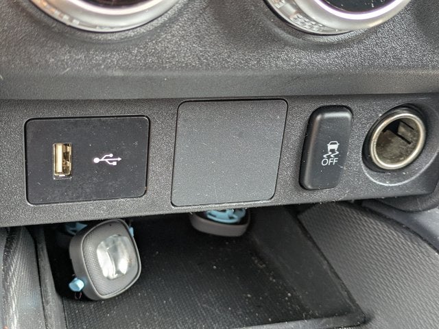 2025 Mitsubishi Outlander Sport LE