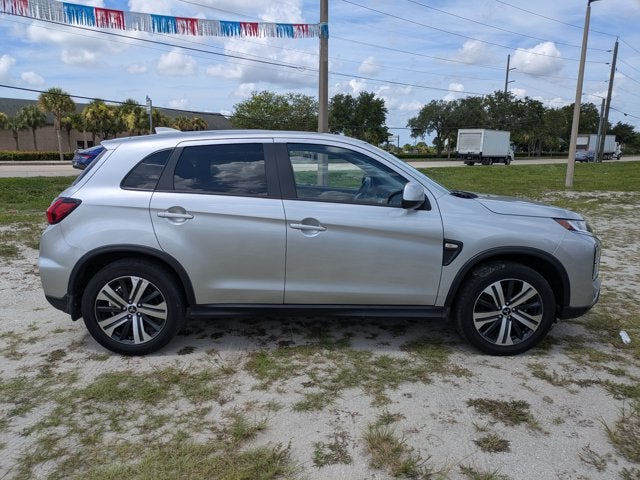 2025 Mitsubishi Outlander Sport LE