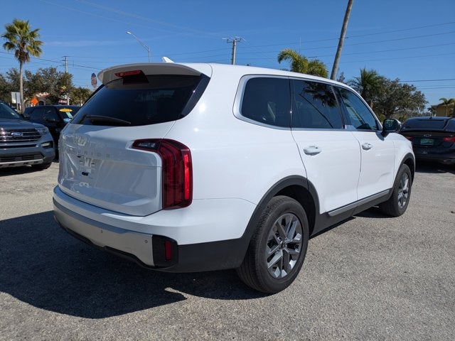 2024 Kia Telluride LX
