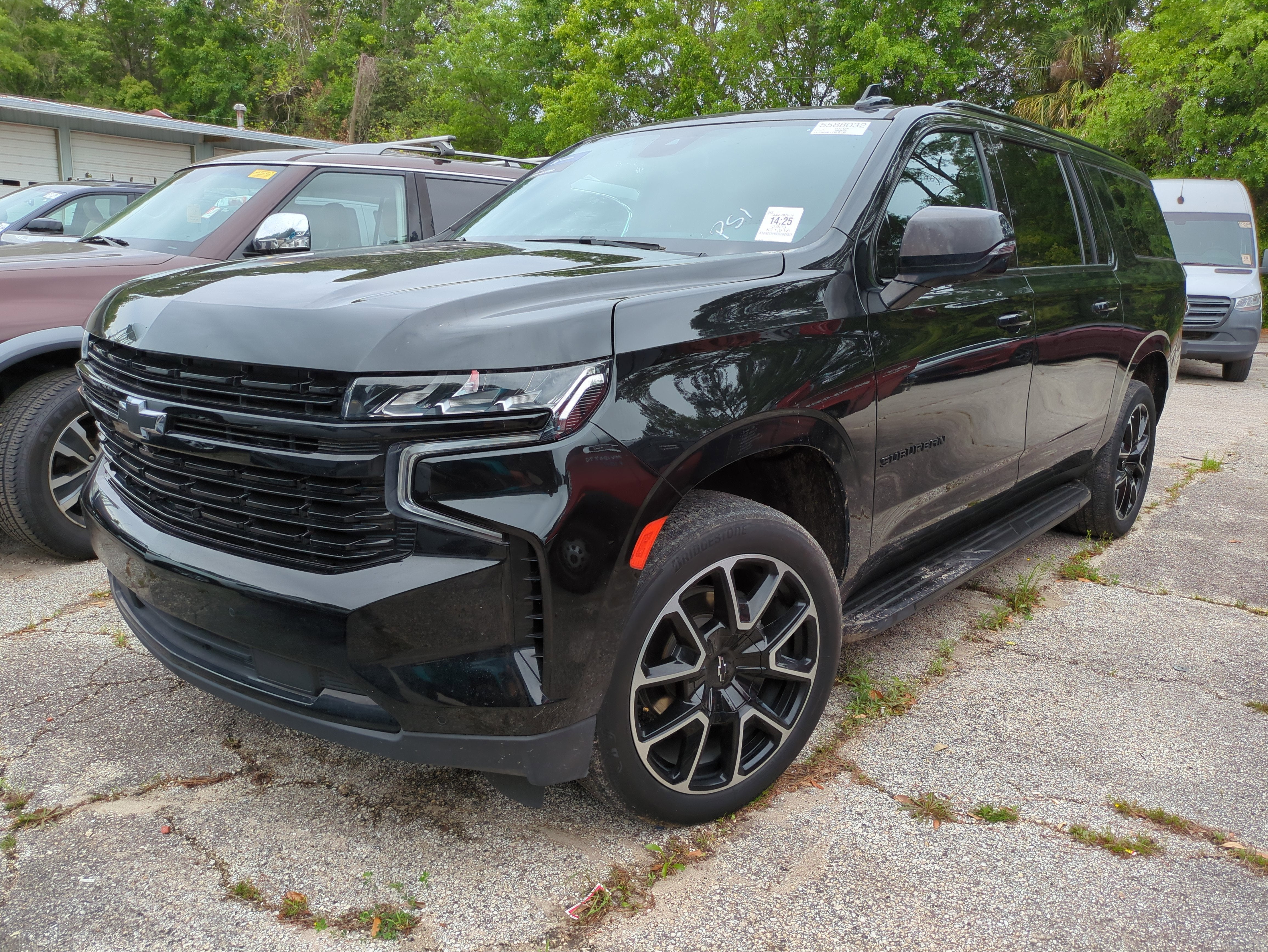 2023 Chevrolet Suburban RST