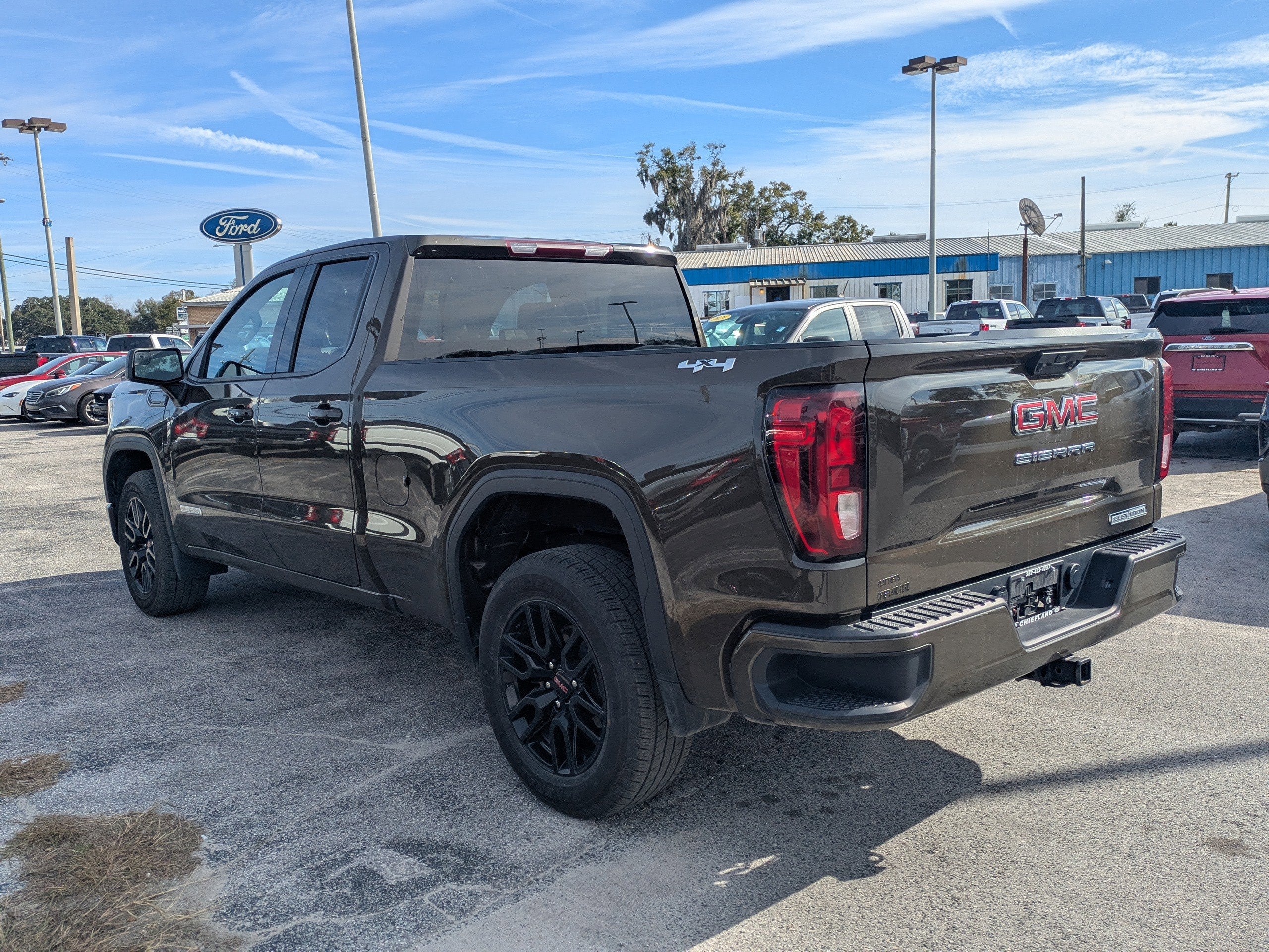 2024 GMC Sierra 1500 Elevation