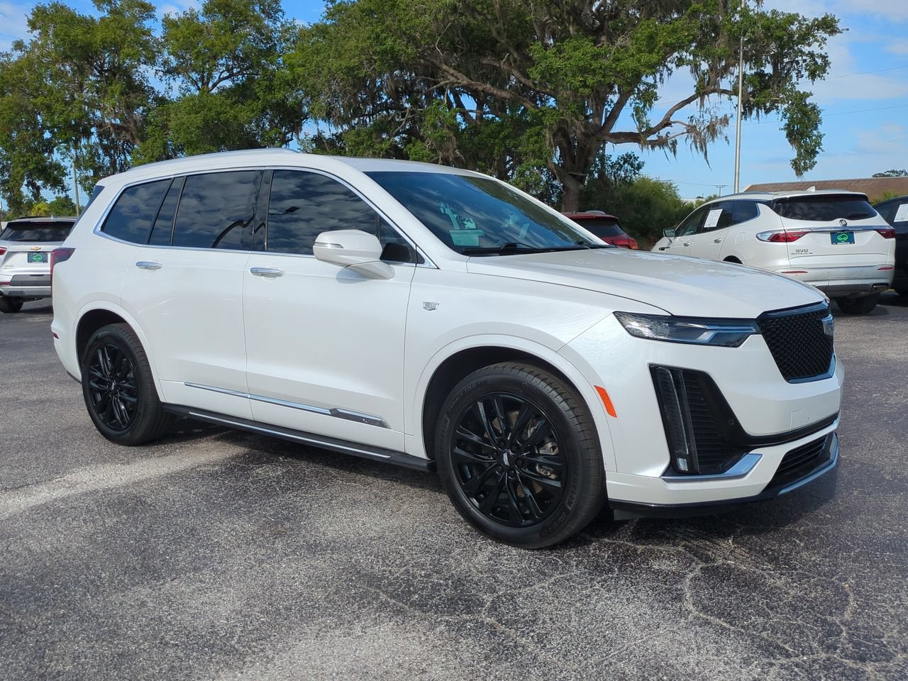 2024 Cadillac XT6 Luxury