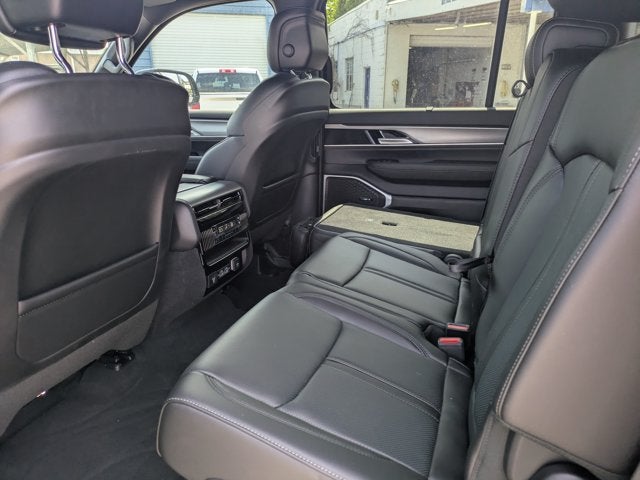 2025 Jeep Wagoneer 4WD