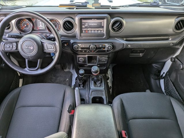 2022 Jeep Gladiator Sport