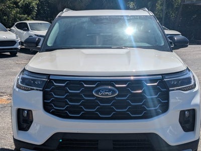 2025 Ford Explorer Platinum