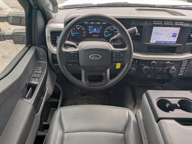 2023 Ford Super Duty F-350 SRW XL