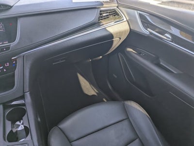 2022 Cadillac XT5 FWD Premium Luxury