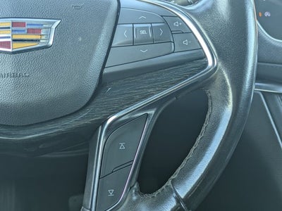 2022 Cadillac XT5 FWD Premium Luxury