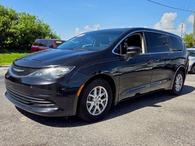 2017 Chrysler Pacifica Touring