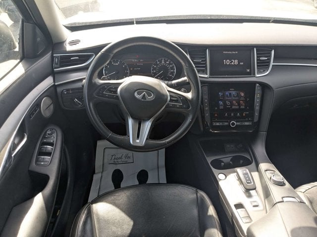 2023 INFINITI QX50 LUXE