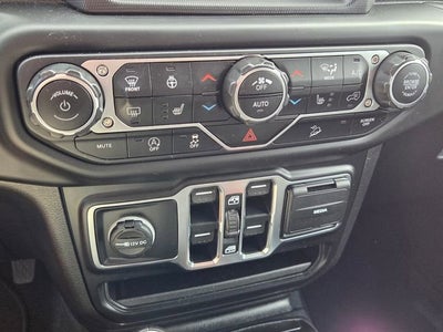 2020 Jeep Wrangler Unlimited Sahara Altitude