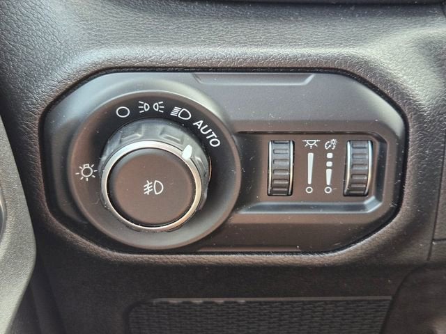 2020 Jeep Wrangler Unlimited Sahara Altitude