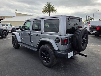 2020 Jeep Wrangler Unlimited Sahara Altitude