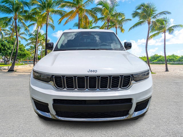 2023 Jeep Grand Cherokee L Laredo