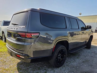 2024 Jeep Wagoneer L Series II Carbide