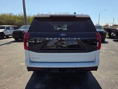 2025 Ford Expedition Active