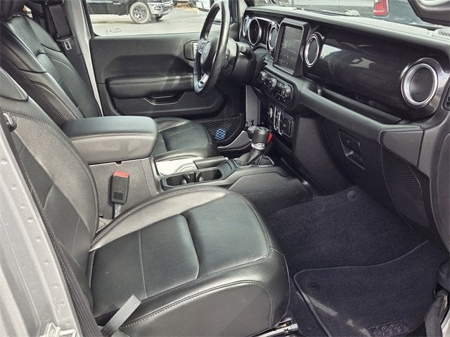 2020 Jeep Wrangler Unlimited Sahara Altitude