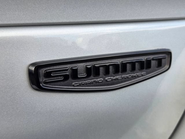 2025 Jeep Grand Cherokee L Summit Reserve