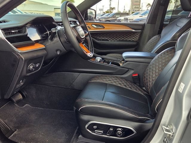 2025 Jeep Grand Cherokee L Summit Reserve