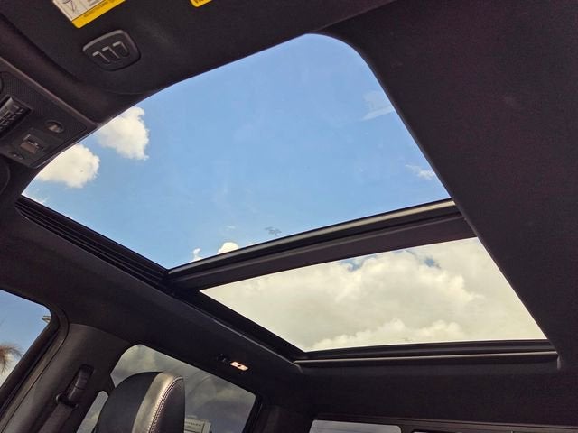 2022 Ford Super Duty F-250 SRW LARIAT