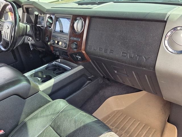 2011 Ford Super Duty F-350 SRW Lariat