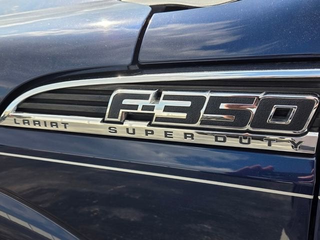 2011 Ford Super Duty F-350 SRW Lariat